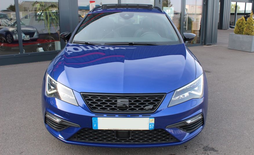 SEAT LEON CUPRA ST 300 4DRIVE DSG PANO BEATS CAMERA VIRTUAL