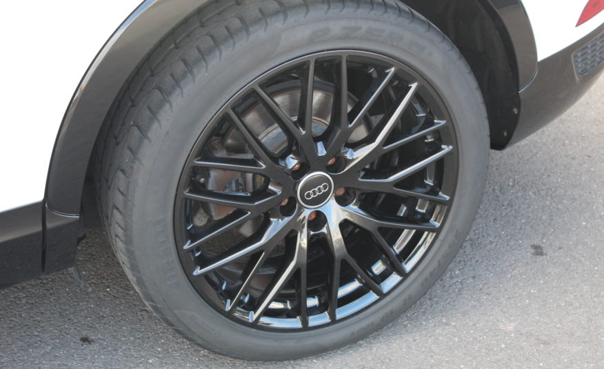 AUDI Q3 TFSI 220 QUATTRO STRONIC SLINE PANO BOSE ATTACHE