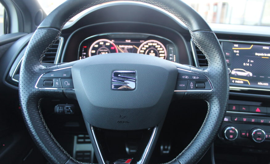 SEAT LEON CUPRA ST 4DRIVE 300 DSG PANO ACC CAMERA VIRTUAL SIEGES BAQUETS EXT 02/2022