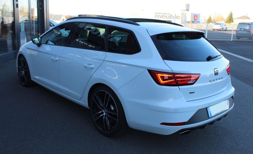 SEAT LEON CUPRA ST 4DRIVE 300 DSG PANO ACC CAMERA VIRTUAL SIEGES BAQUETS EXT 02/2022