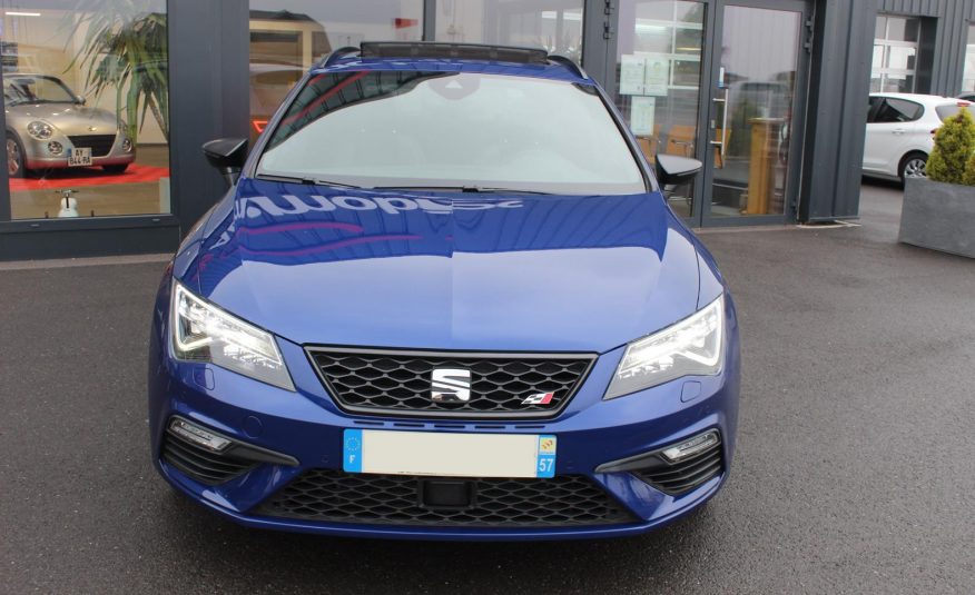 SEAT LEON CUPRA ST 4DRIVE 300 DSG ACC PANO VIRTUAL CAMERA