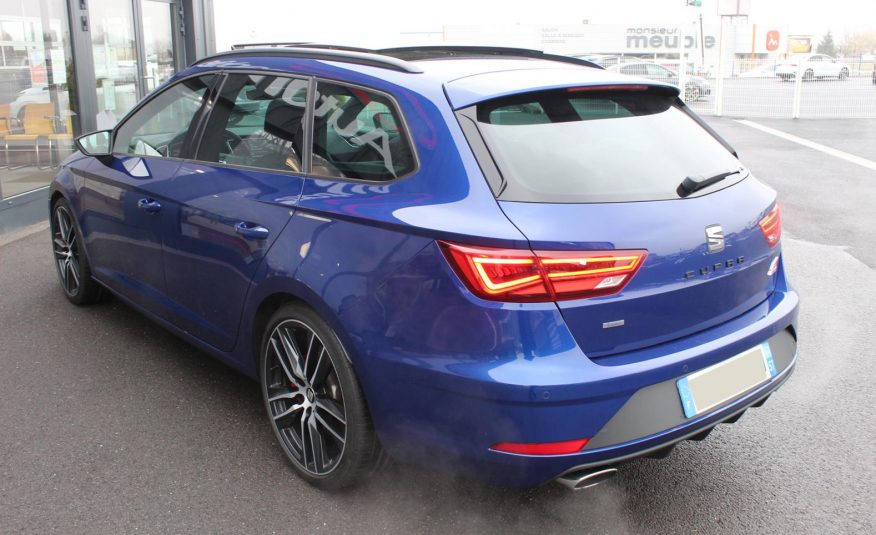 SEAT LEON CUPRA ST 4DRIVE 300 DSG ACC PANO VIRTUAL CAMERA