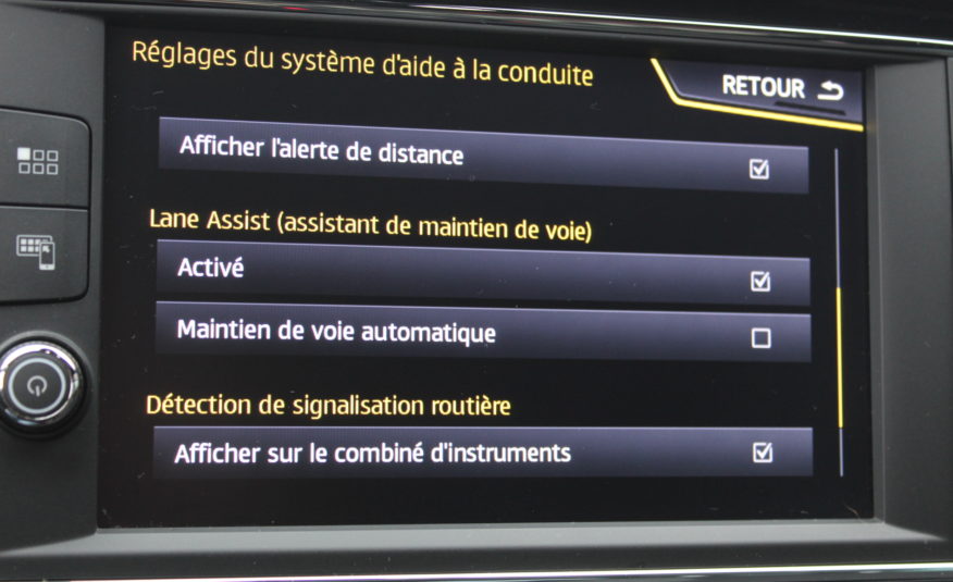 SEAT LEON CUPRA ST 4DRIVE 300 DSG PANO VIRTUAL CAMERA SIEGES ELECTRIQUES