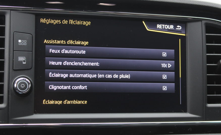 SEAT LEON CUPRA ST 4DRIVE 300 DSG PANO VIRTUAL CAMERA SIEGES ELECTRIQUES