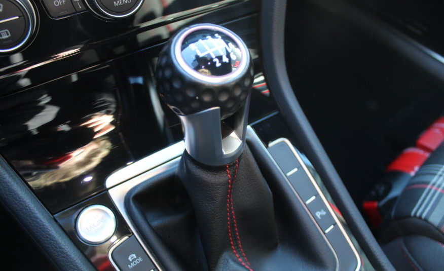 VOLKSWAGEN GOLF GTI 245 PERFORMANCE BV6 VIRTUAL CAMERA PANO DYNAUDIO EXT 02/2023