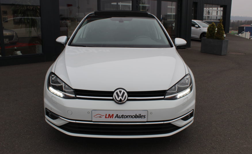 VOLKSWAGEN GOLF 1.5L TSI 150 DSG SOUND PANO VIRTUAL ACC PARK ASSIST EXT 11/2022