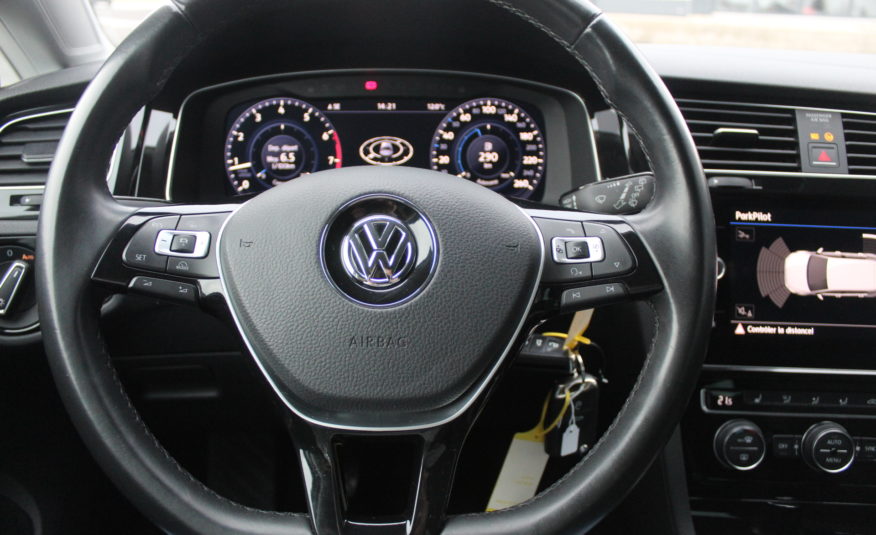 VOLKSWAGEN GOLF 7 RLINE TSI 150 DCC ACC VIRTUAL CAMERA PARK ASSIST