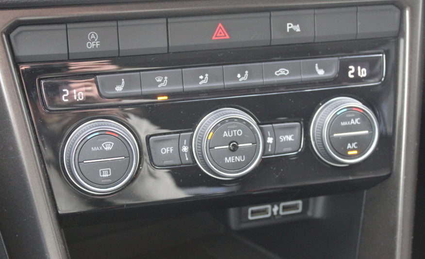 VOLKSWAGEN TROC 1.6L TDI 115 LOUNGE ACC FRONT CAMERA