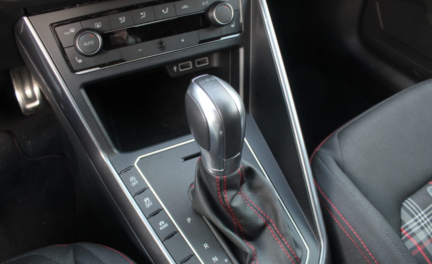 VOLKSWAGEN POLO GTI TSI 200 DSG ACC FRONT APPLE CAR PLAY