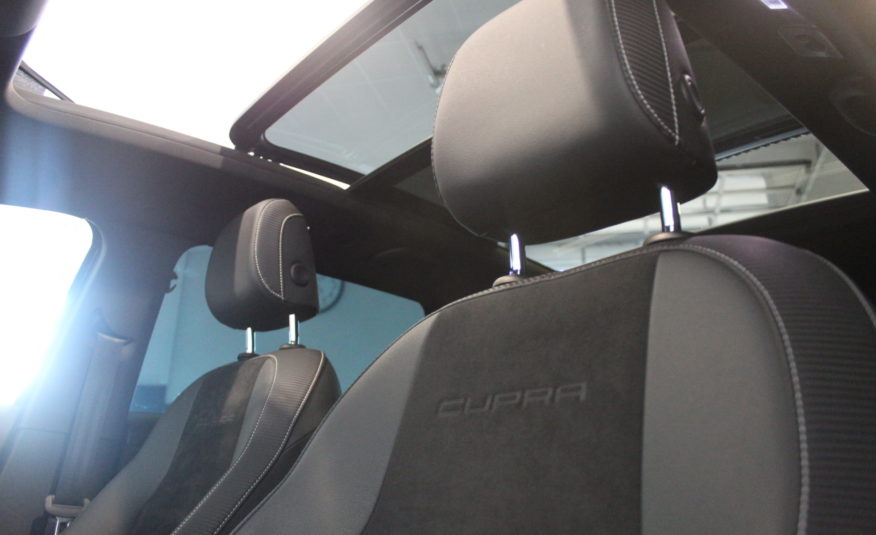SEAT LEON CUPRA ST 2.0 TSI 300 DSG 4DRIVE ACC DCC CAMERA PANO VIRTUAL MALUS INCLUS