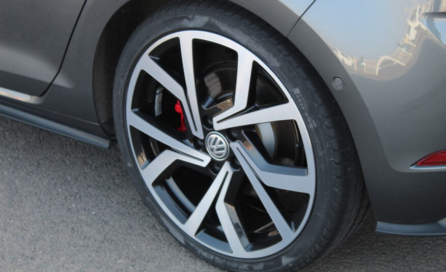 VOLKSWAGEN GOLF GTI 230 DSG FACELIFT ACC CAMERA DYNAUDIO MODE