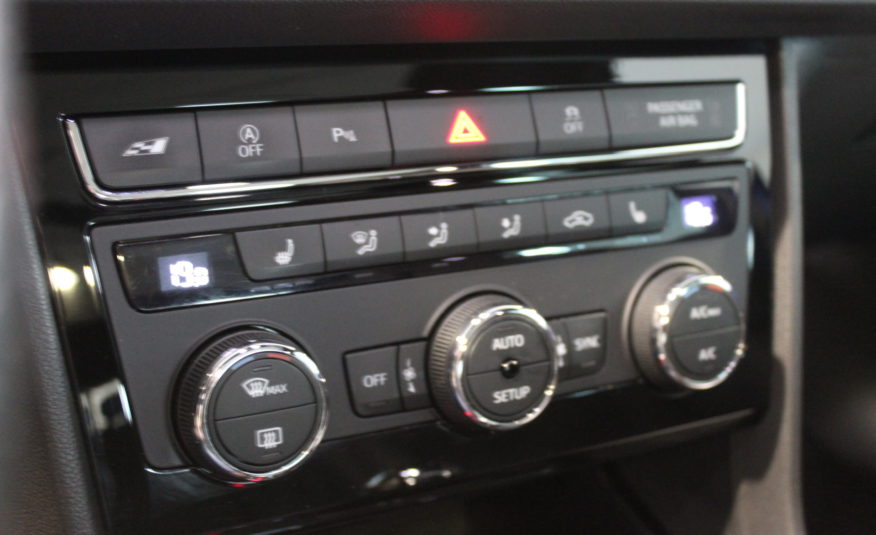 SEAT LEON ST CUPRA 4DRIVE 300 DSG PANO VIRTUAL CAMERA SIEGES BAQUETS MALUS INCLUS
