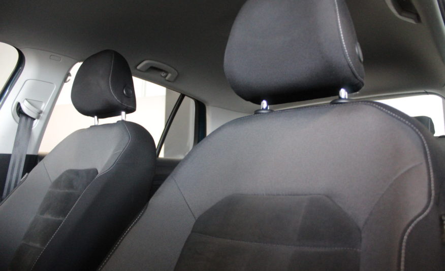 VOLKSWAGEN GOLF TSI 150 COMFORTLINE BLUEMOTION BOITE 6 ACC FRONT