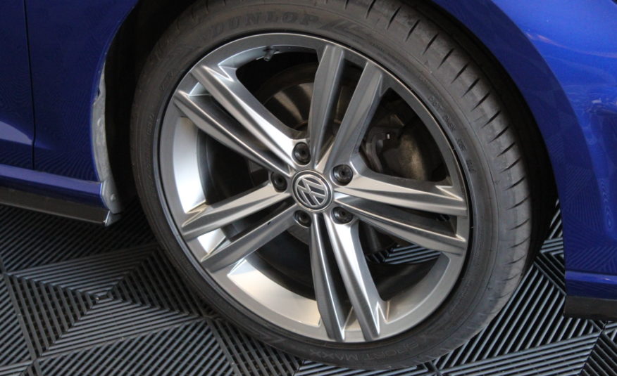 VOLKSWAGEN GOLF TSI 150 DSG RLINE ACC LANE CAMERA EXT 01/2023