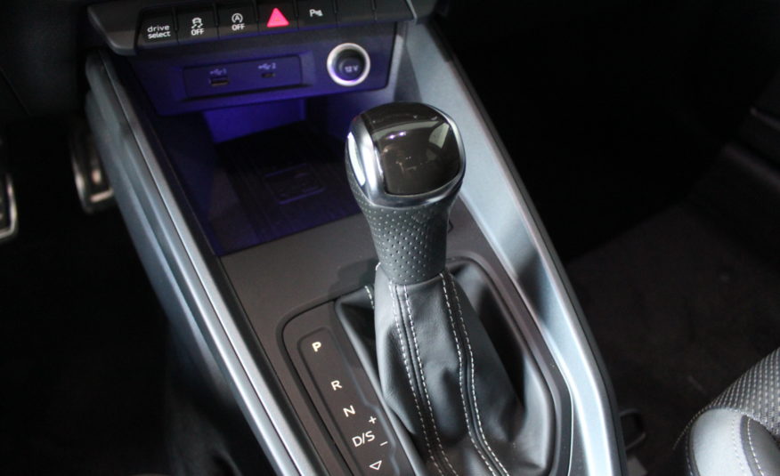 AUDI A1 SPORTBACK STRONIC SLINE TFSI 200 EDITION ONE REGUL PALETTES