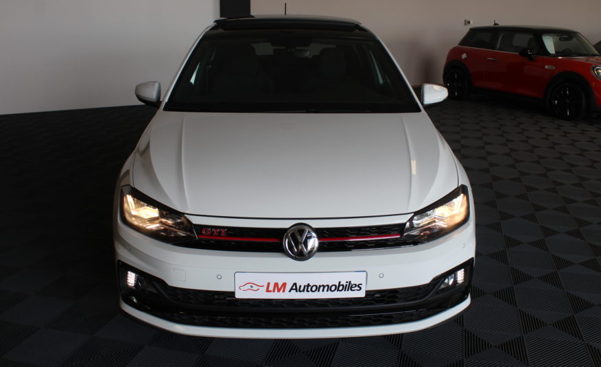 VOLKSWAGEN POLO GTI DSG 200 PANO VIRTUAL ACC MODE CAMERA KEYLESS