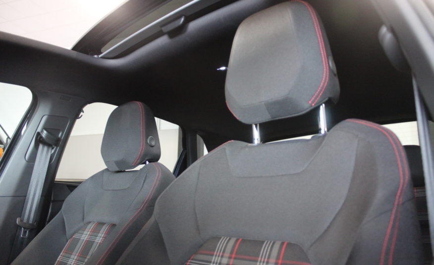 VOLKSWAGEN POLO GTI 200 DSG PANO VIRTUAL ACC BEATS CAMERA