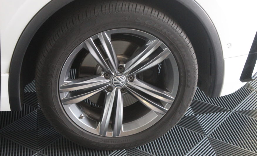 VOLKSWAGEN TIGUAN 2.0L TDI 190 DSG 4MOTION RLINE PANO VIRTUAL CAMERA