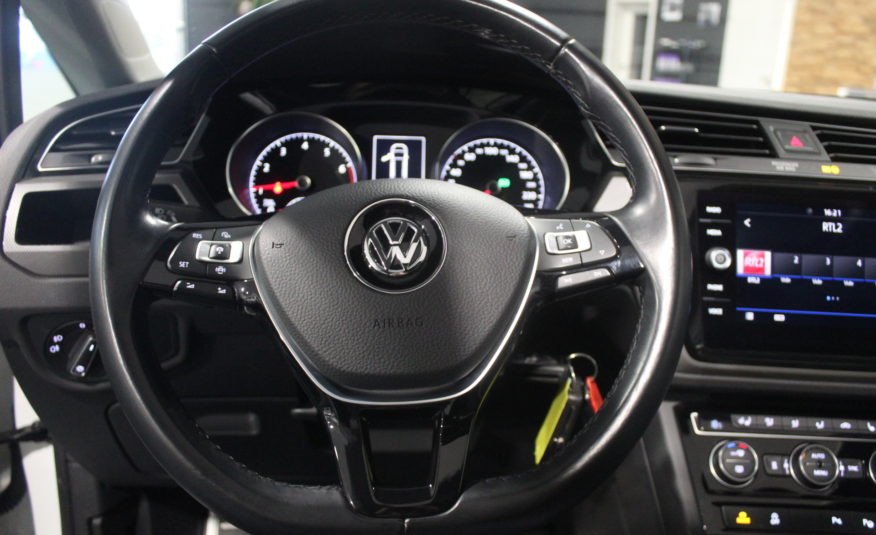 VOLKSWAGEN TOURAN IQDRIVE 1.5L TSI 150 DSG 7 PLACES MODE PANO WEBASTO
