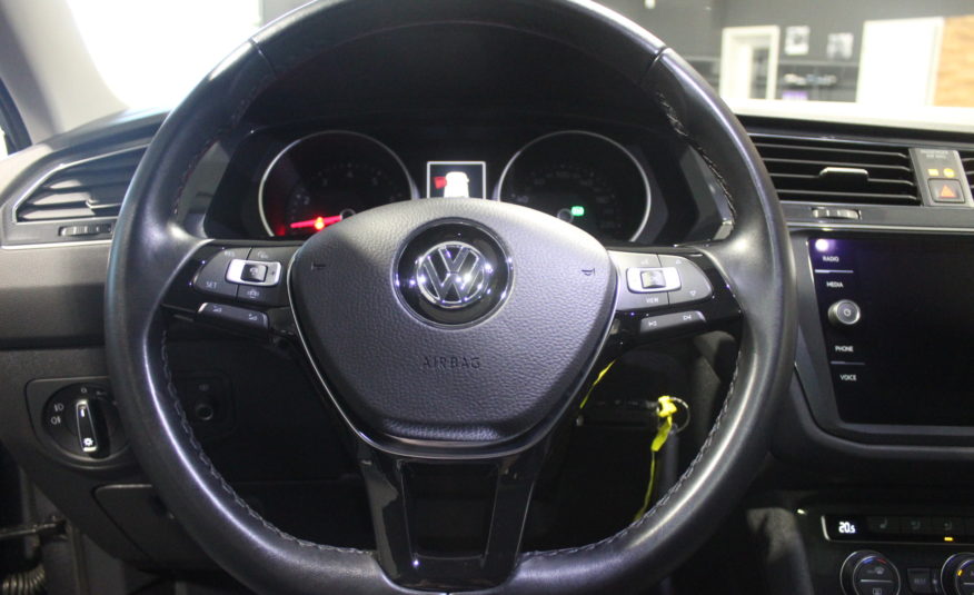 VOLKSWAGEN TIGUAN ALLSPACE COMFORTLINE 4MOTION TSI 190 DSG PANO ATTACHE CAMERA