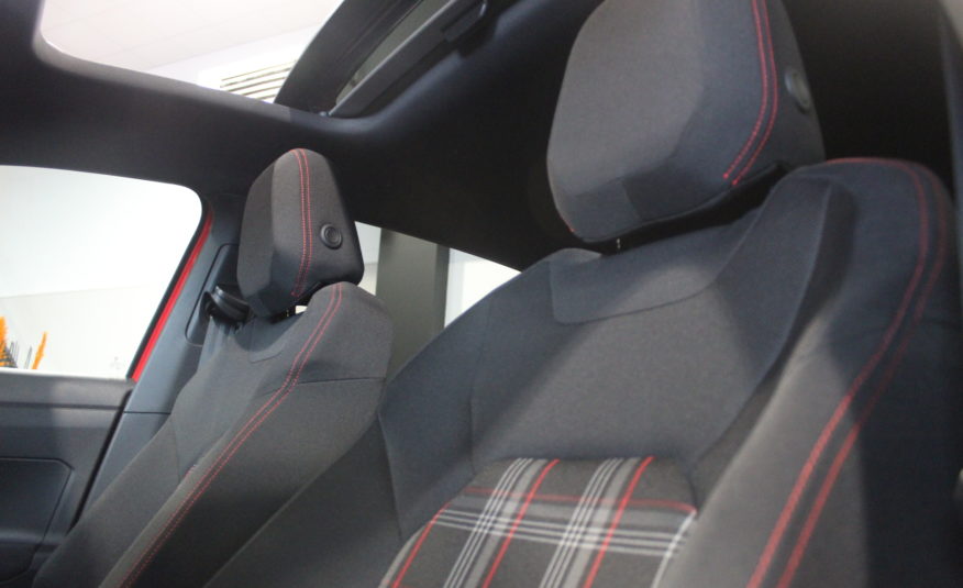 VOLKSWAGEN POLO GTI DSG 200 PANO VIRTUAL CAMERA