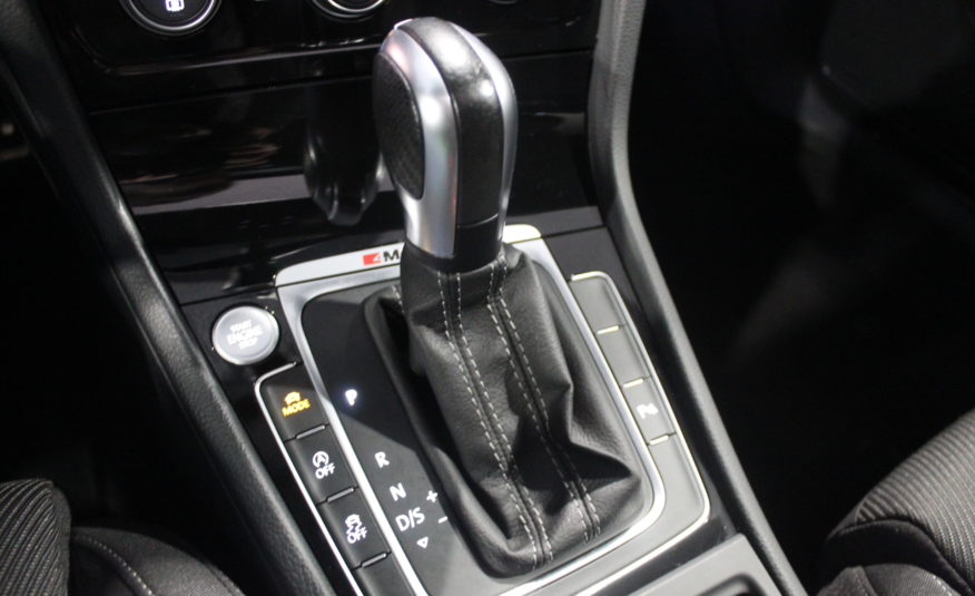 VOLKSWAGEN GOLF R 300 DSG 4MOTION PANO VIRTUAL CAMERA LIGNE AKRA EXT 11/2024 (malus inclus)