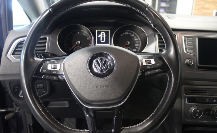 VOLKSWAGEN GOLF SPORTSVAN TSI DSG 125 LOUNGE CAMERA SANS CLEFS