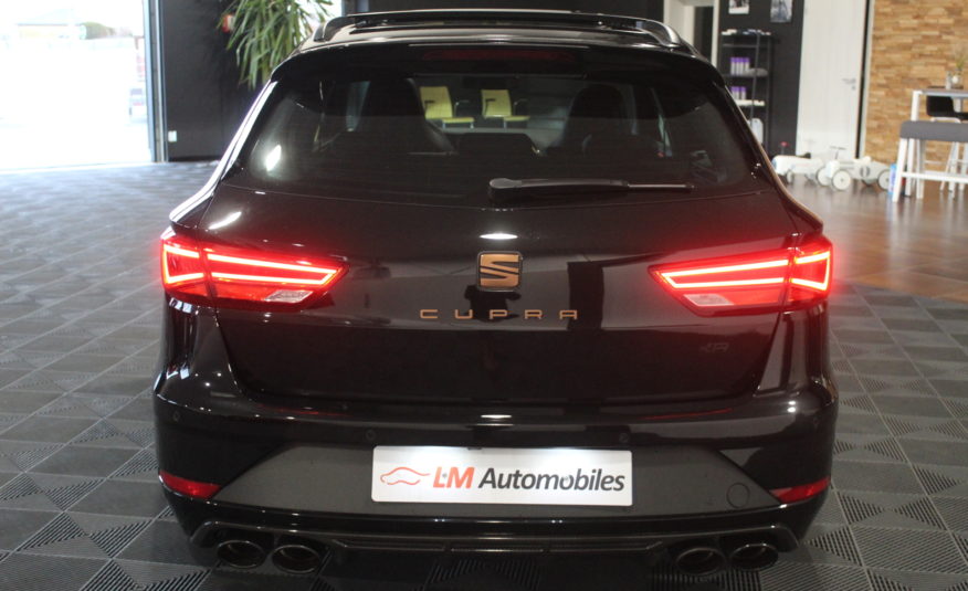 SEAT LEON ST CUPRA R 300 4DRIVE DSG PANO VIRTUAL CAMERA ACC DCC EXT 10/2023