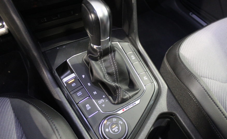VOLKSWAGEN TIGUAN 2.0L TDI 190 DSG 4MOTION RLINE VIRTUAL PANO DYNAUDIO