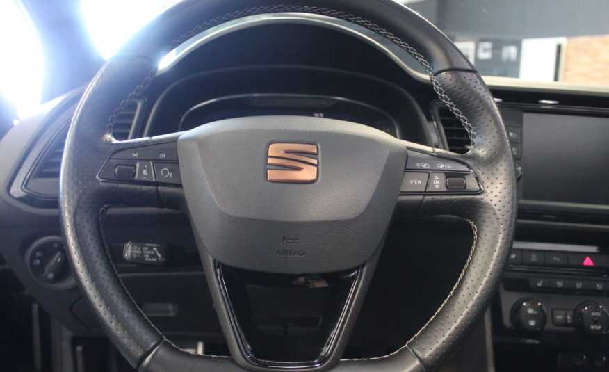 SEAT LEON ST CUPRA 4DRIVE DSG 300 ACC DCC CAMERA BEATS ECHAPP BULL-X