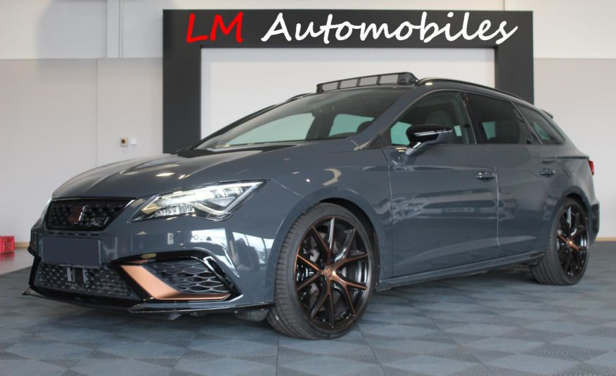 SEAT LEON ST CUPRA R 300 DSG 4DRIVE PANO VIRTUAL ACC DCC CAMERA BAQUETS