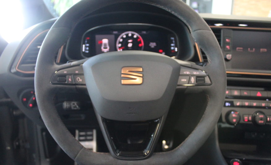 SEAT LEON CUPRA « R » ST 300 DSG 4DRIVE PANO VIRTUAL ACC DCC BEATS CAMERA