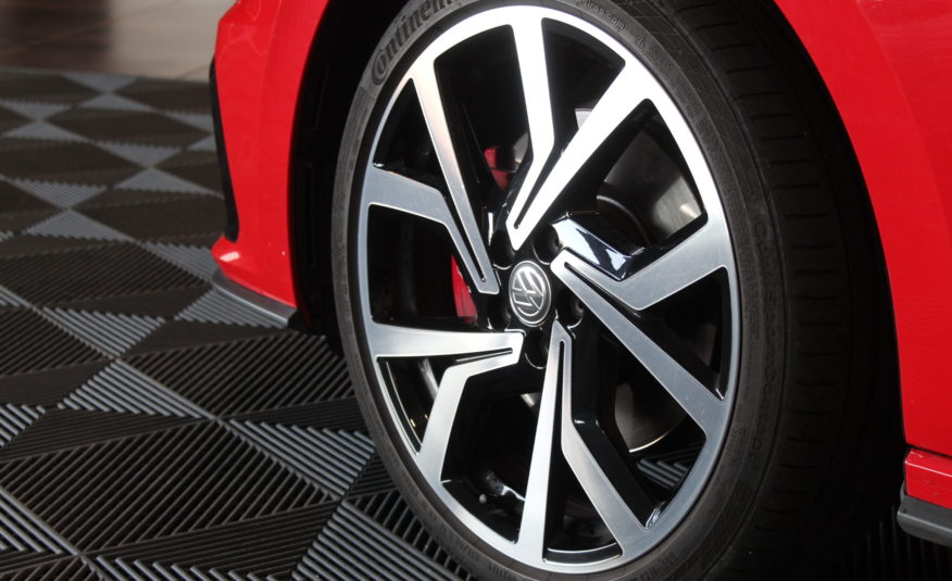 VOLKSWAGEN POLO GTI DSG 200 ACC CAMERA PANO VIRTUAL KEYLESS