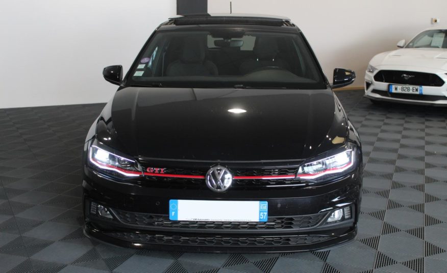 VOLKSWAGEN POLO TSI 200 DSG ACC PANO VIRTUAL CAMERA BEATS